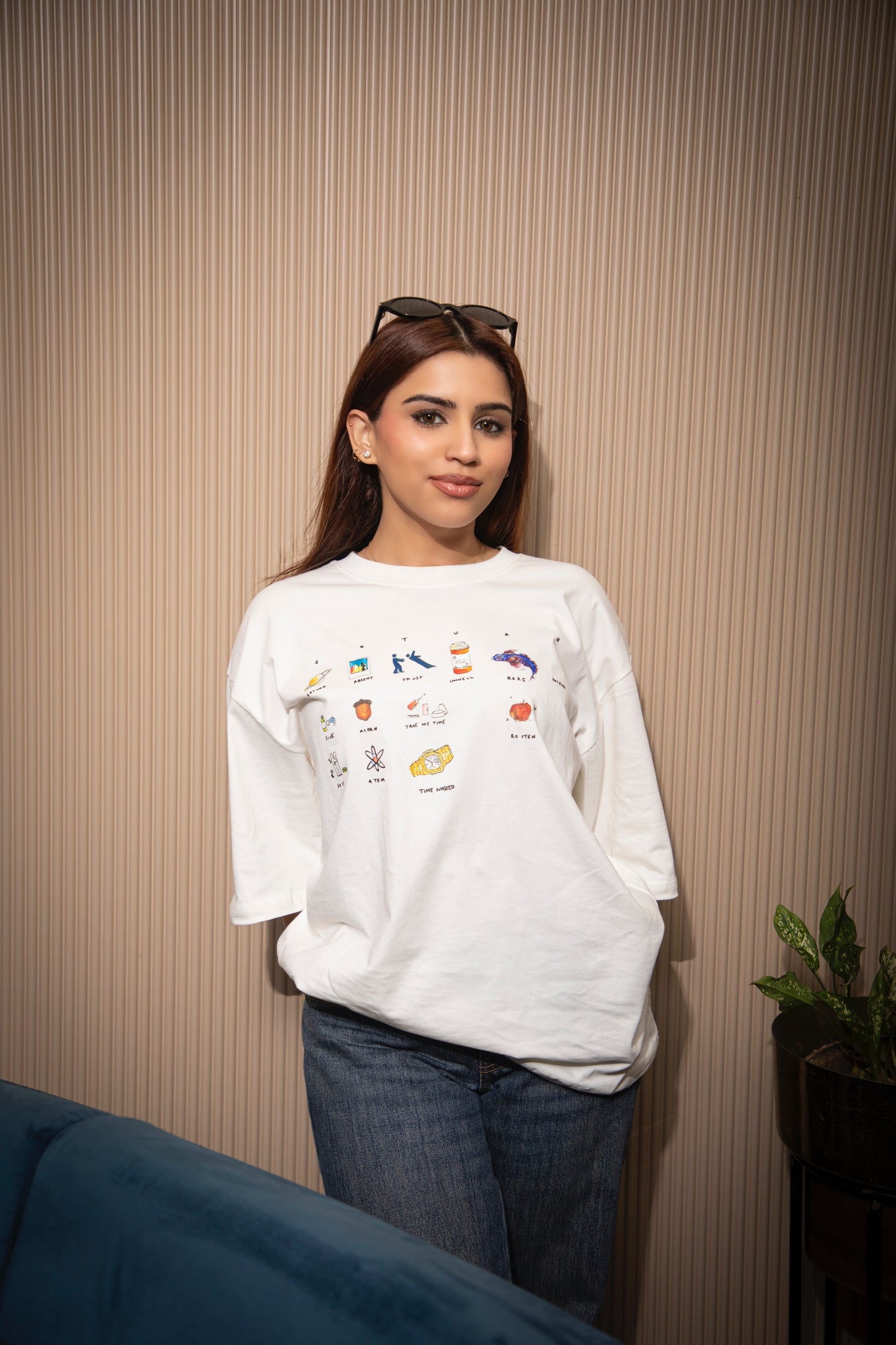 saturn sza oversized tee