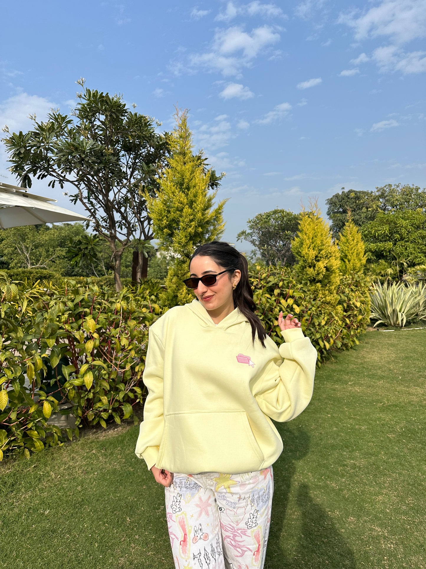 aura hoodie